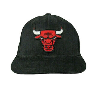 Chicago Bulls Adidas Hat Flex Fitted Size 7 1/4 to 7 5/8 NBA Basketball